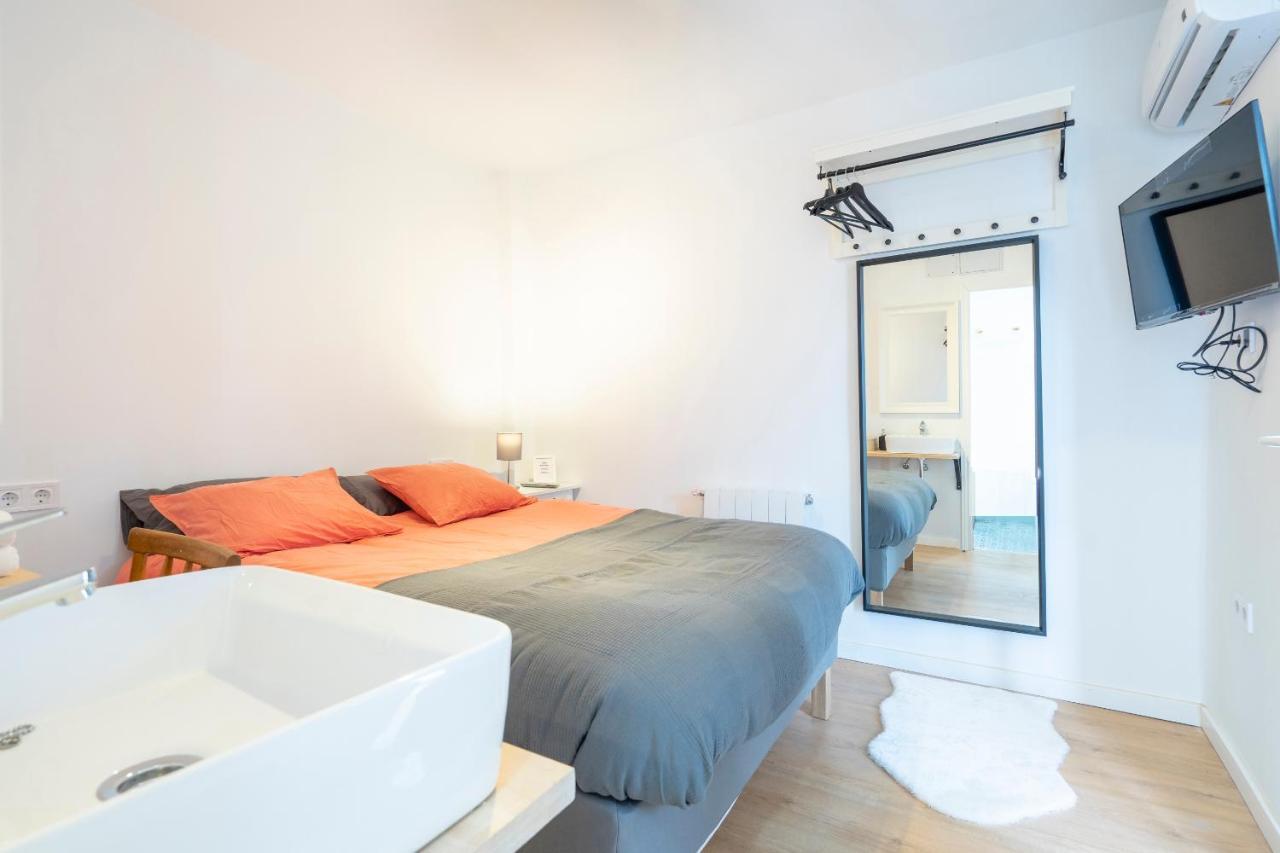 Independent Room Close To Ifema Y Aeropuertob มาดริด ภายนอก รูปภาพ